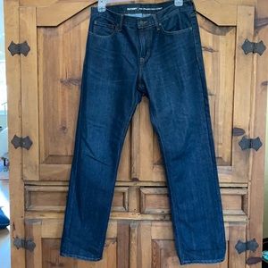 Men’s slim straight dark wash jeans